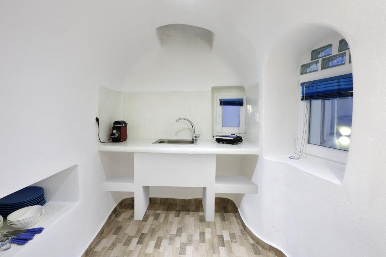 Church And Cave - Santorini Private Residences Mesaria Exterior foto