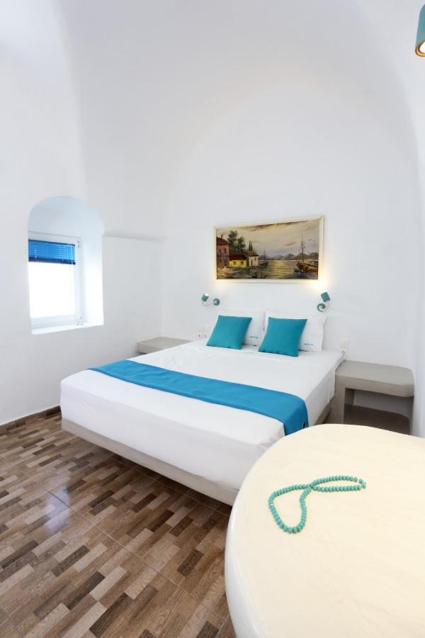 Church And Cave - Santorini Private Residences Mesaria Exterior foto